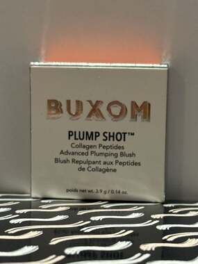 Buxom